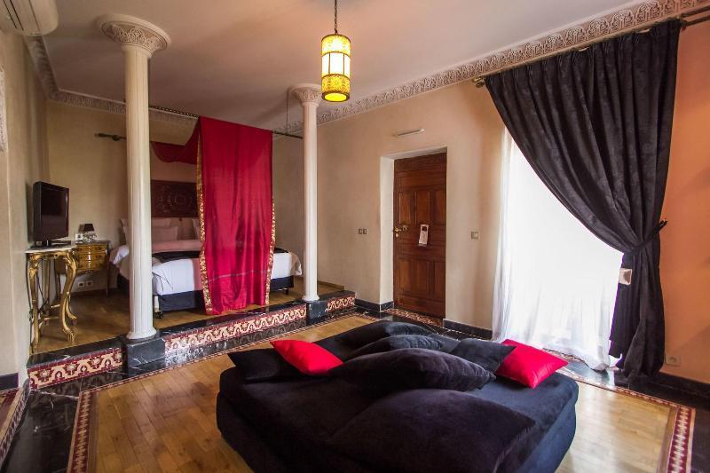 Riad Mayfez Suites & Spa Bagian luar foto
